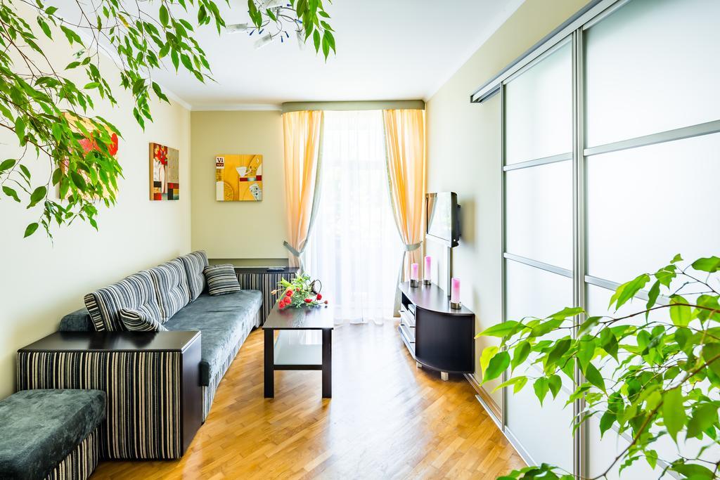 Two-Bedroom Apartment Panorama View,404010549:JPEG