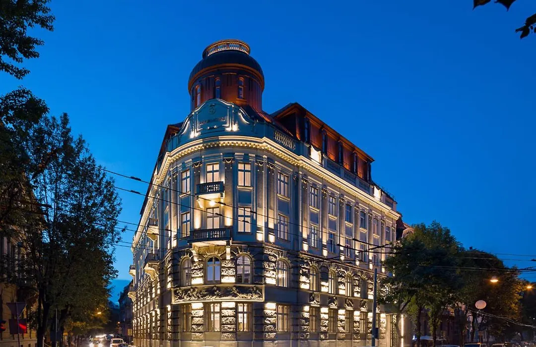Bankhotel-1