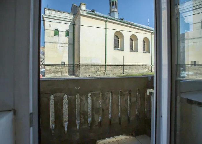 Квартира Для Великої Сімї По Вулиці Гонти 4, Дві Кімнати До 6-7 Спальних Місць