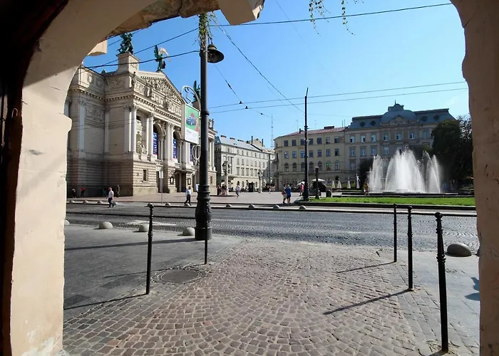 Romantic Lux Vivaldi Suite Svobode Avenue 39