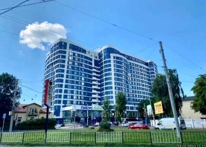 Парус Біля Вікторії Гарденс, Південого