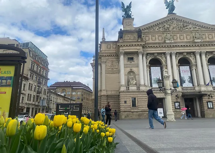 Lviv s "Opera", Svobody Avenue 49