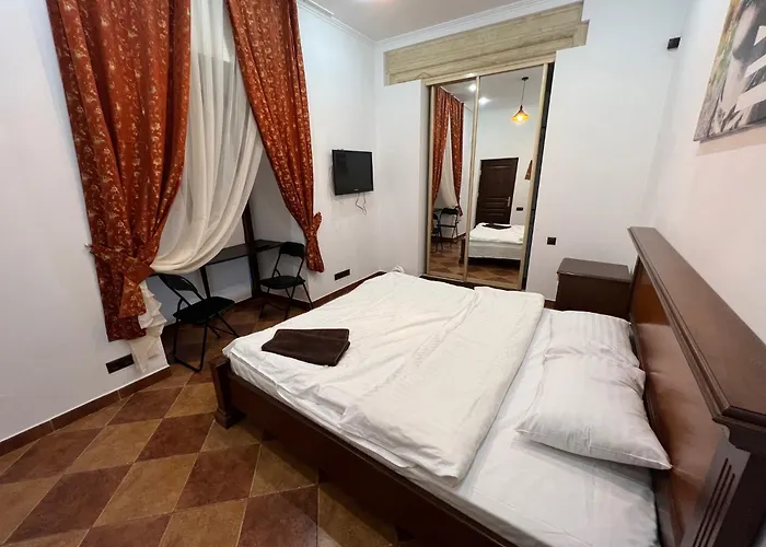 UKRAINIAN HOUSE На Площі Ринок