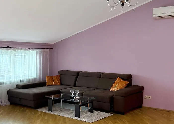 Rynok Square s