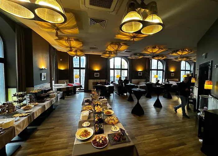 Astoria Hotel