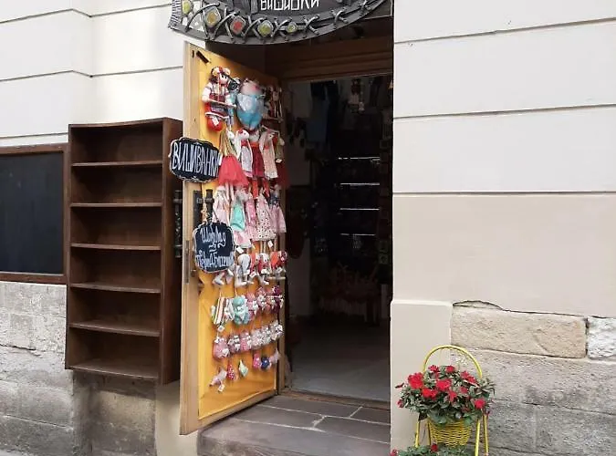 Apartment In Serbska Lviv