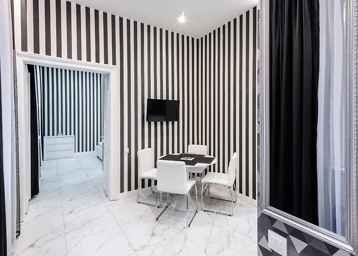 Bv Apartments Art Deco